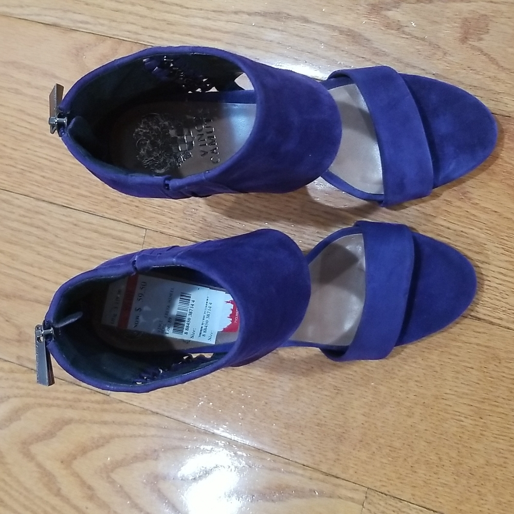 Sandals - Picture 5 of 5